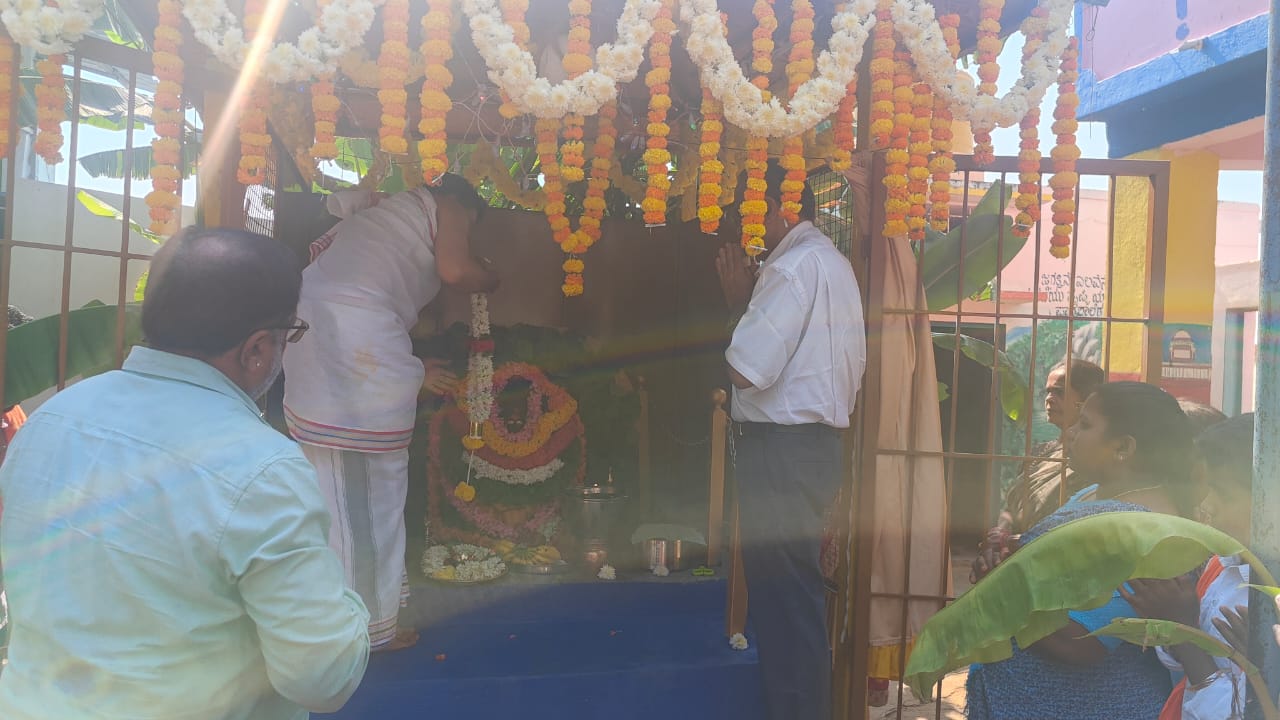 Click to view larger image